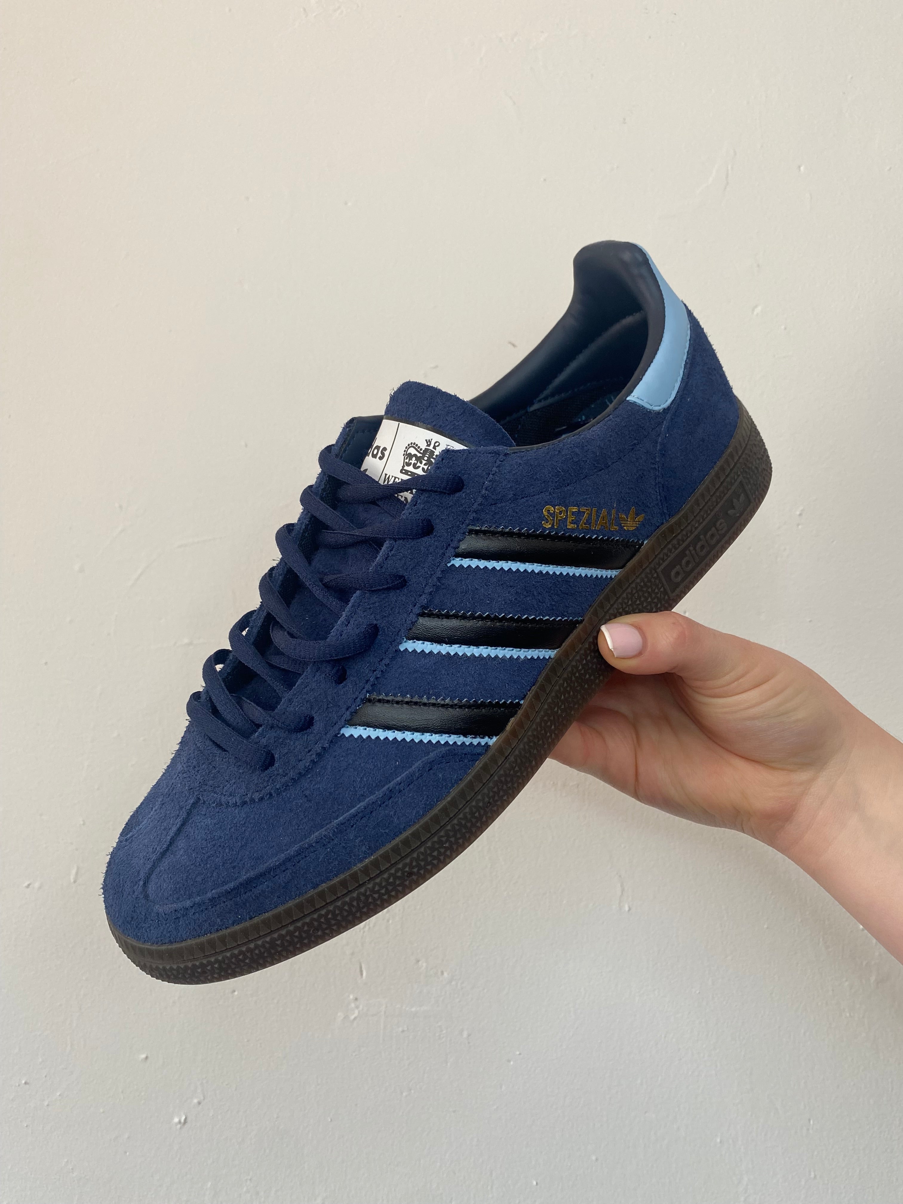 Weekend offender adidas spezials